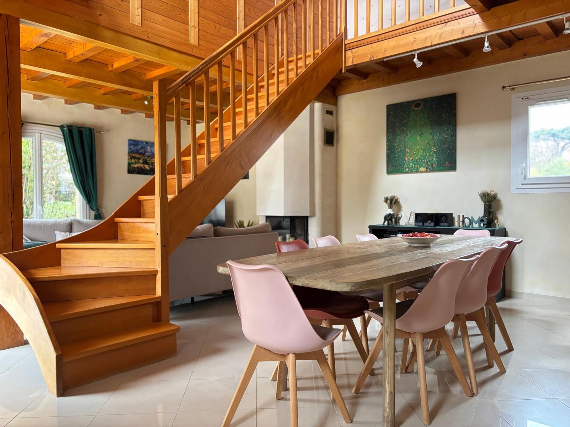 Grande maison , jardin,flipper,babyfoot, ping pong, proche golf, Port en Bessin, Bayeux et plages du débarquement, adaptée enfants Commes Extérieur photo