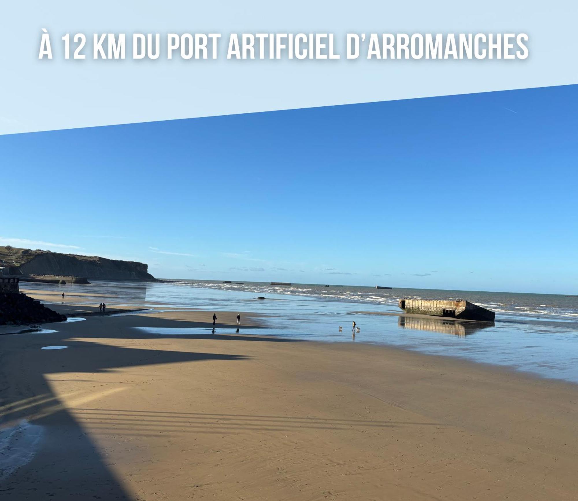 Grande maison , jardin,flipper,babyfoot, ping pong, proche golf, Port en Bessin, Bayeux et plages du débarquement, adaptée enfants Commes Extérieur photo